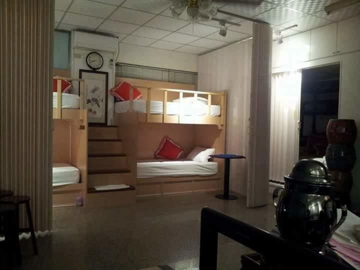 Jiji Art Backpackers Hostel Екстер'єр фото